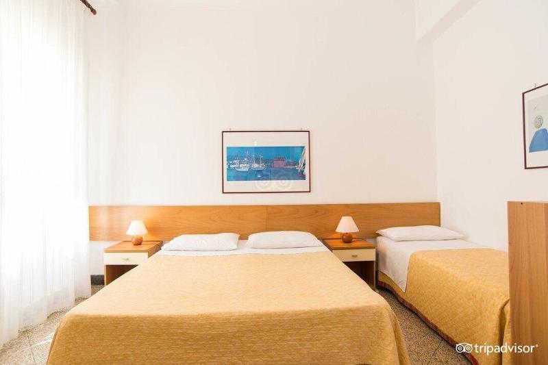 Ariston Petit Hotel Palermo Exterior foto